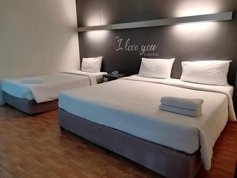 Bj City Hotel Surat Thani Exterior photo